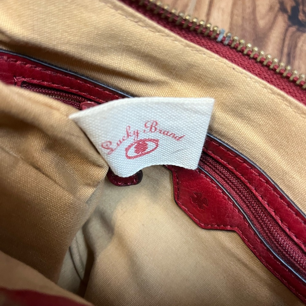 - Lucky red leather shoulder bag - Picture 5 of 8